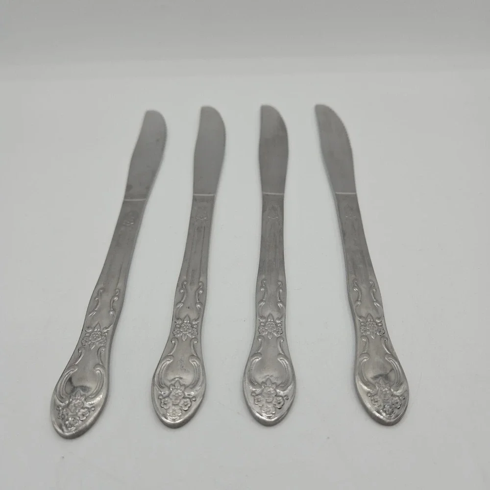 Oneida Ohsoh103 Stainless Thor Glossy Four Knives Discontinued Pattern Flatware‎